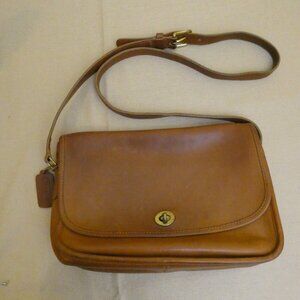 VTG Coach City Bag Crossbody Shoulder Brown British Tan Leather